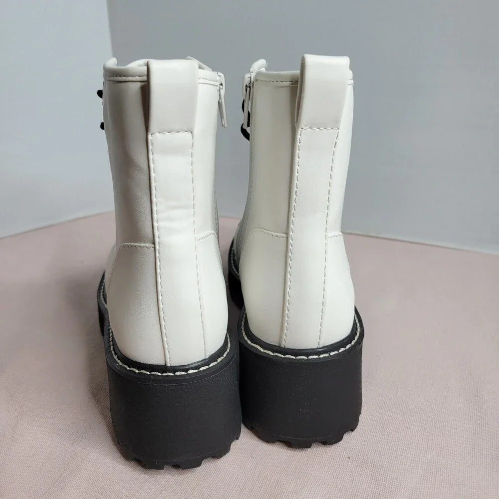Madden Girl Carra Lace-Up Lug Sole Combat Boots White Size 6 Med